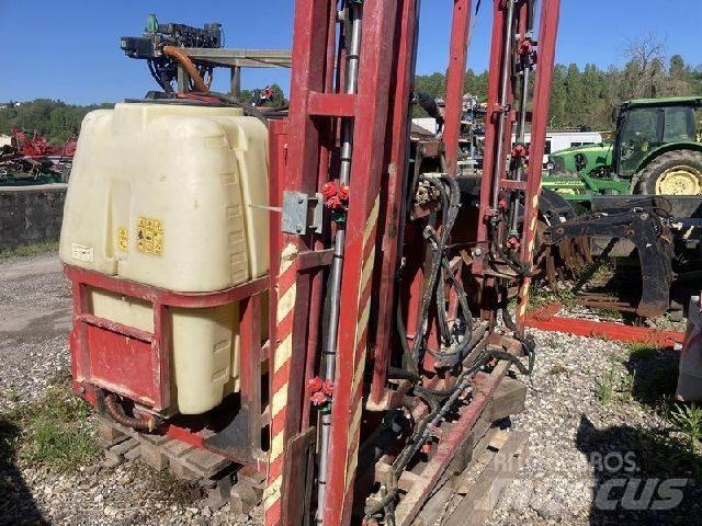  atasa 1000 L Trailed sprayers