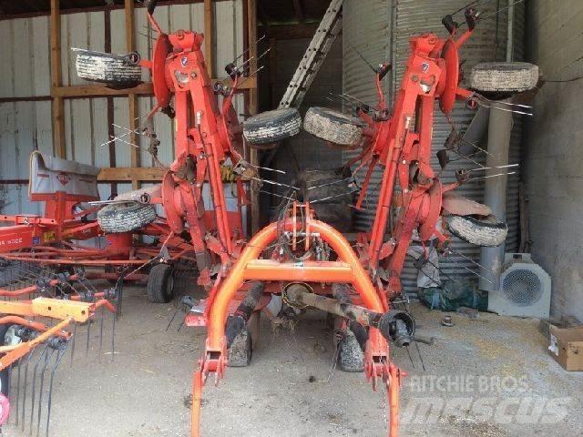 Kuhn GF 7702 Rakes and tedders