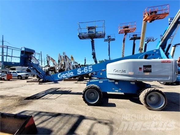 Genie S65 Telescopic boom lifts