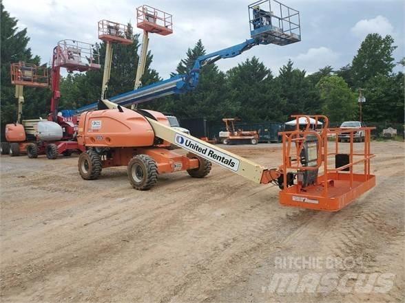 JLG 400S Telescopic boom lifts