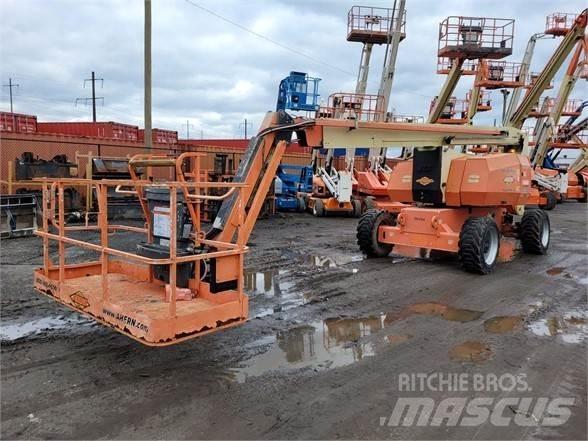 JLG 800AJ Articulated boom lifts