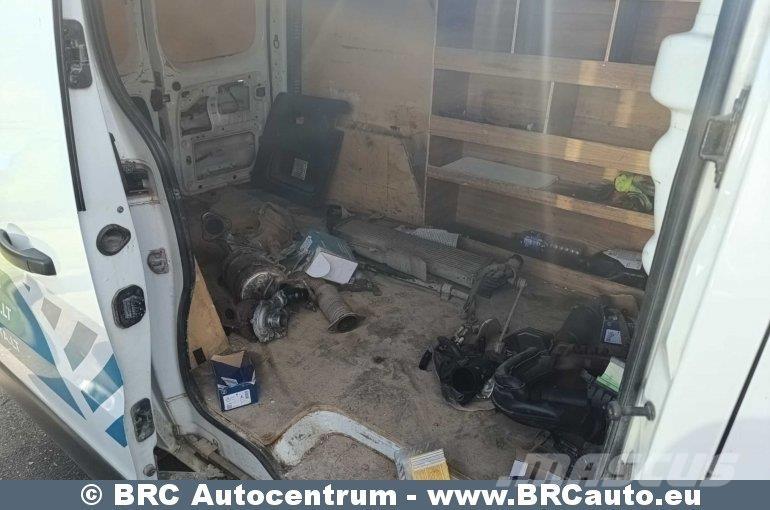 Renault Trafic Box body