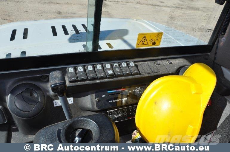 Takeuchi TB260 Crawler excavators