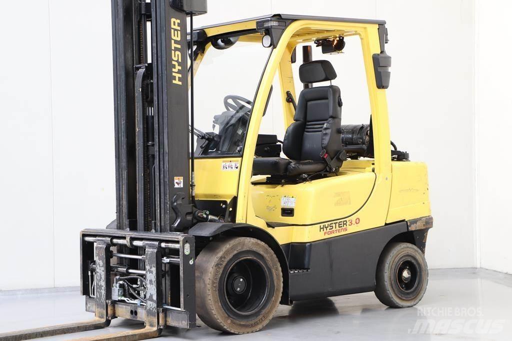 Hyster H3.0FT LPG trucks
