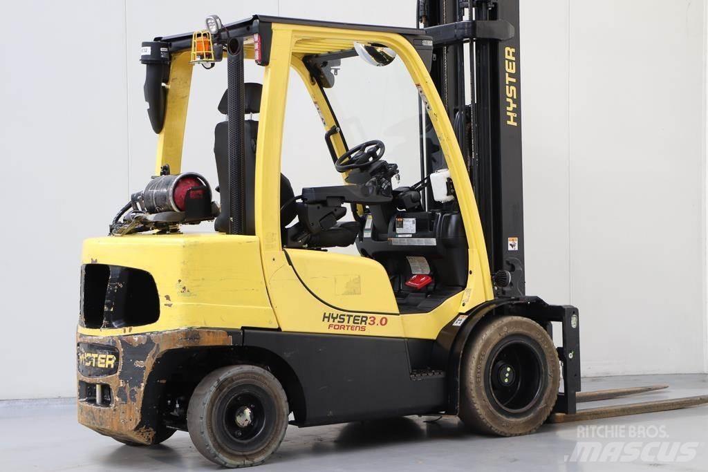 Hyster H3.0FT LPG trucks