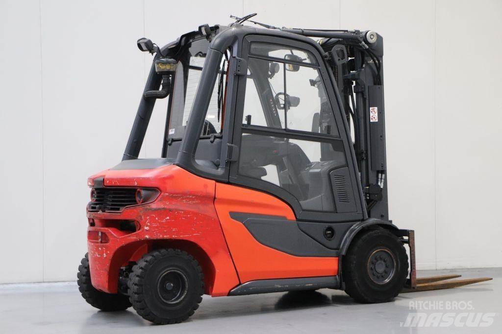 Linde H30D-01 Diesel trucks