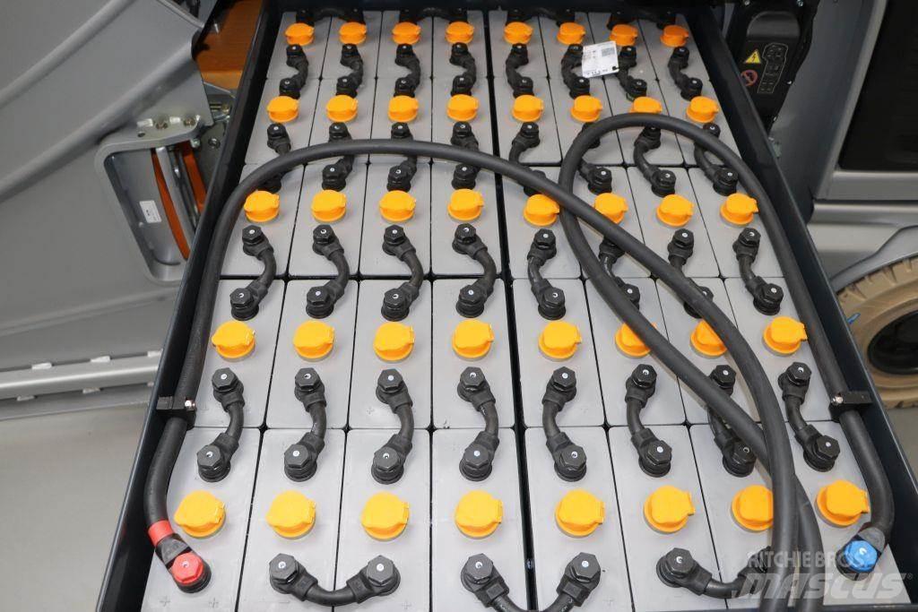 Still RX60-25 Electric forklift trucks