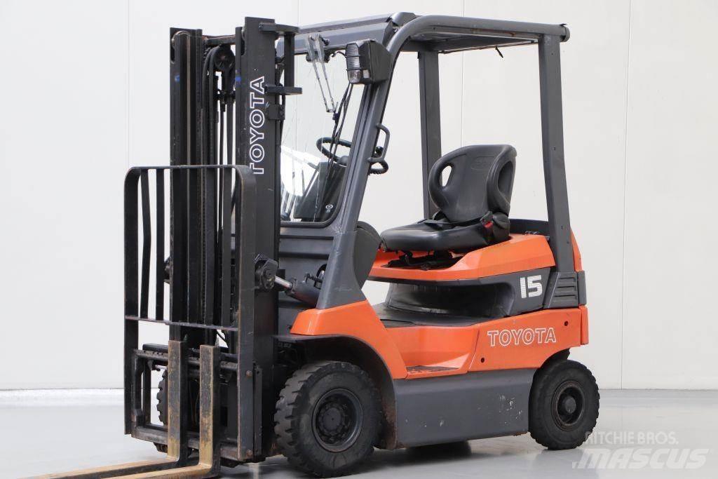 Toyota 7FB15 Electric forklift trucks