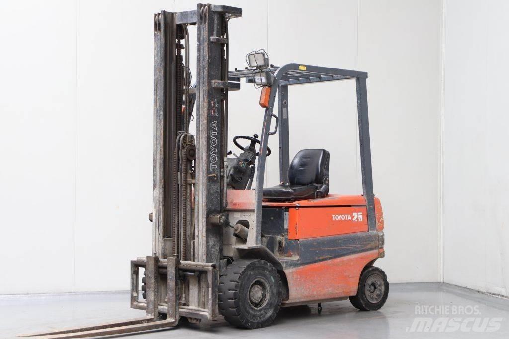 Toyota FBMF25 Electric forklift trucks