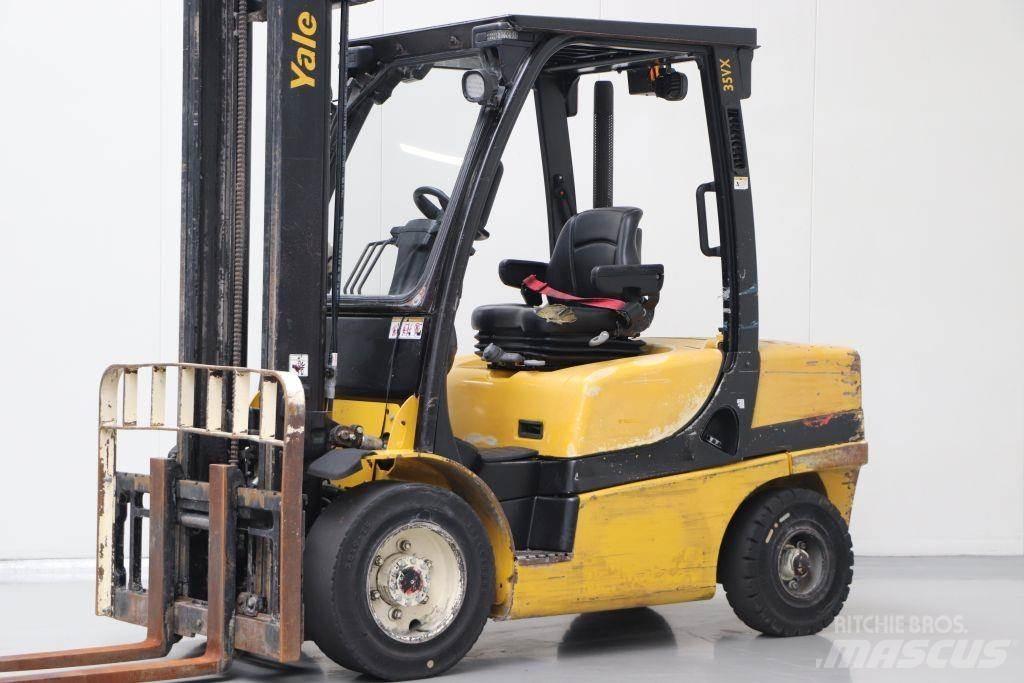 Yale GDP35VX Diesel trucks