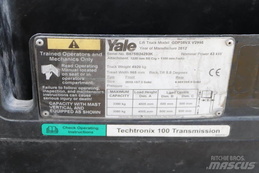 Yale GDP35VX Diesel trucks