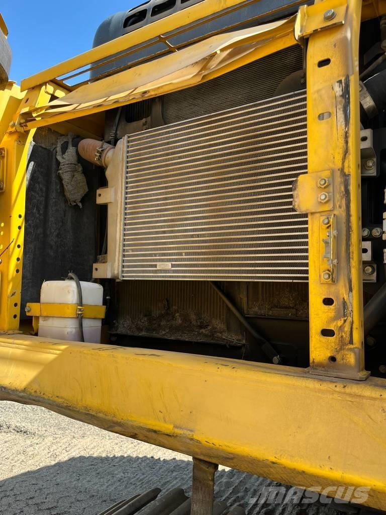 Komatsu PC 390 LC-10 Crawler excavators