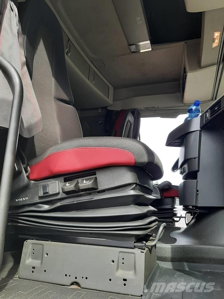 Volvo FH 13 Wood chip trucks