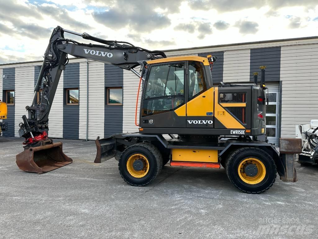 Volvo EWR 150 E Wheeled excavators