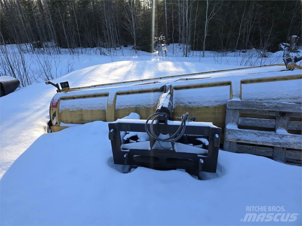 Rote 360 alueaura Snow blades and plows