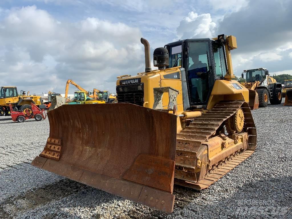 CAT D 6 N XL Crawler dozers