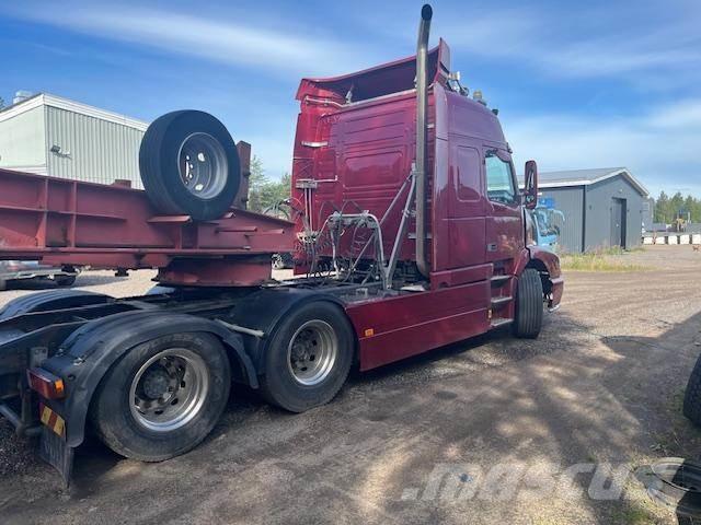 Volvo NH 12 Prime Movers