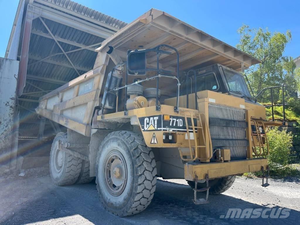 CAT 771D Rigid dump trucks