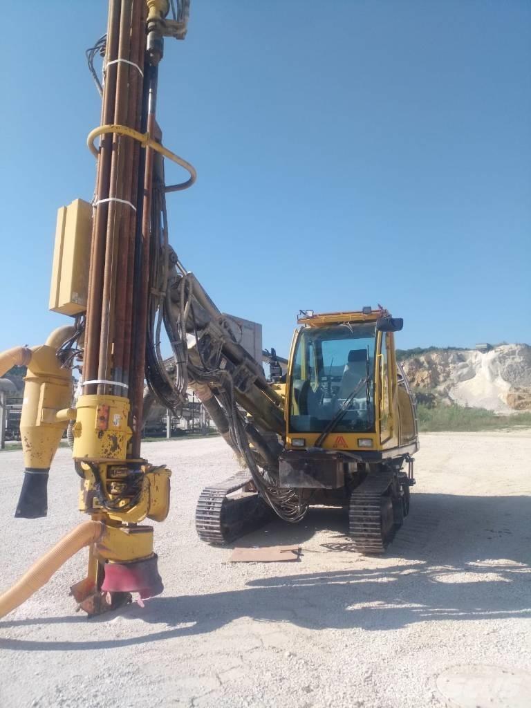 Sandvik Titon 500 Surface drill rigs