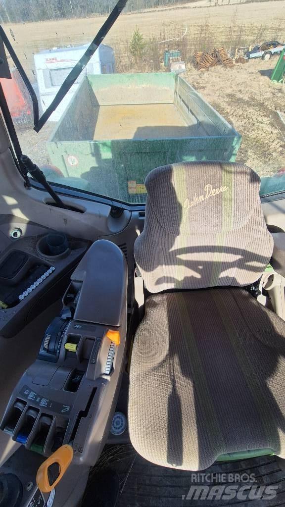 John Deere 7530 Tractors