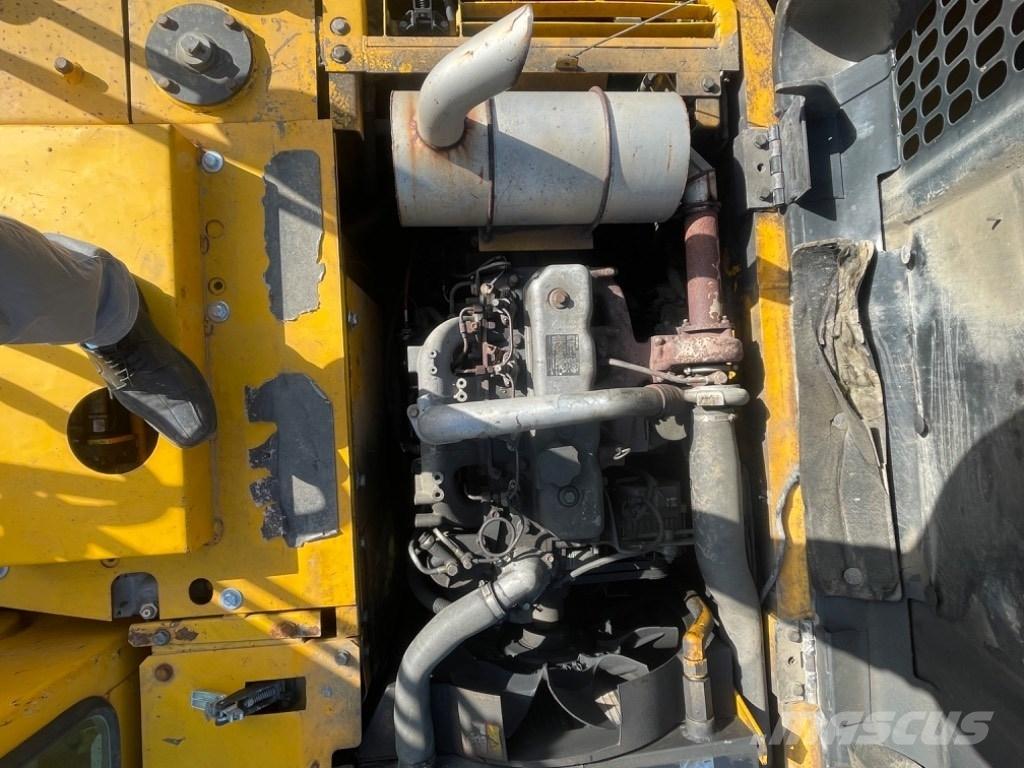 JCB JS 145 W Wheeled excavators