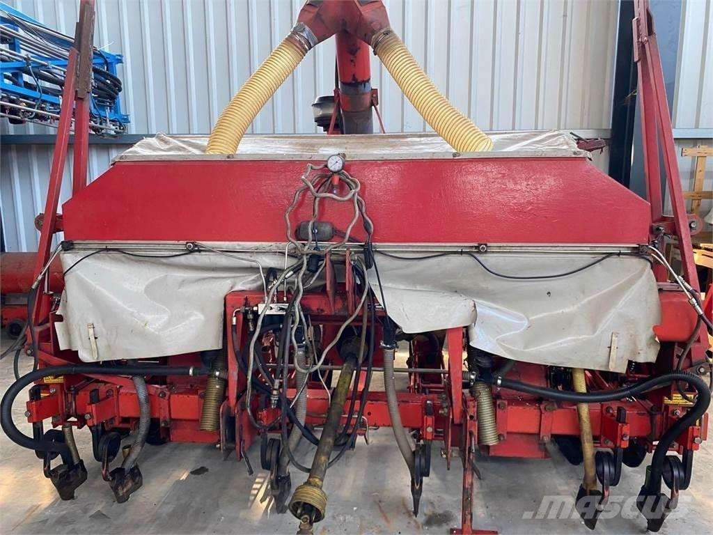 Becker Aeromat 6 T Farm machinery