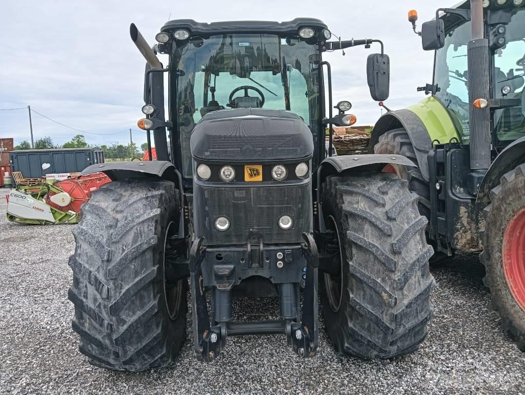 JCB Fastrac 4220 Tractors