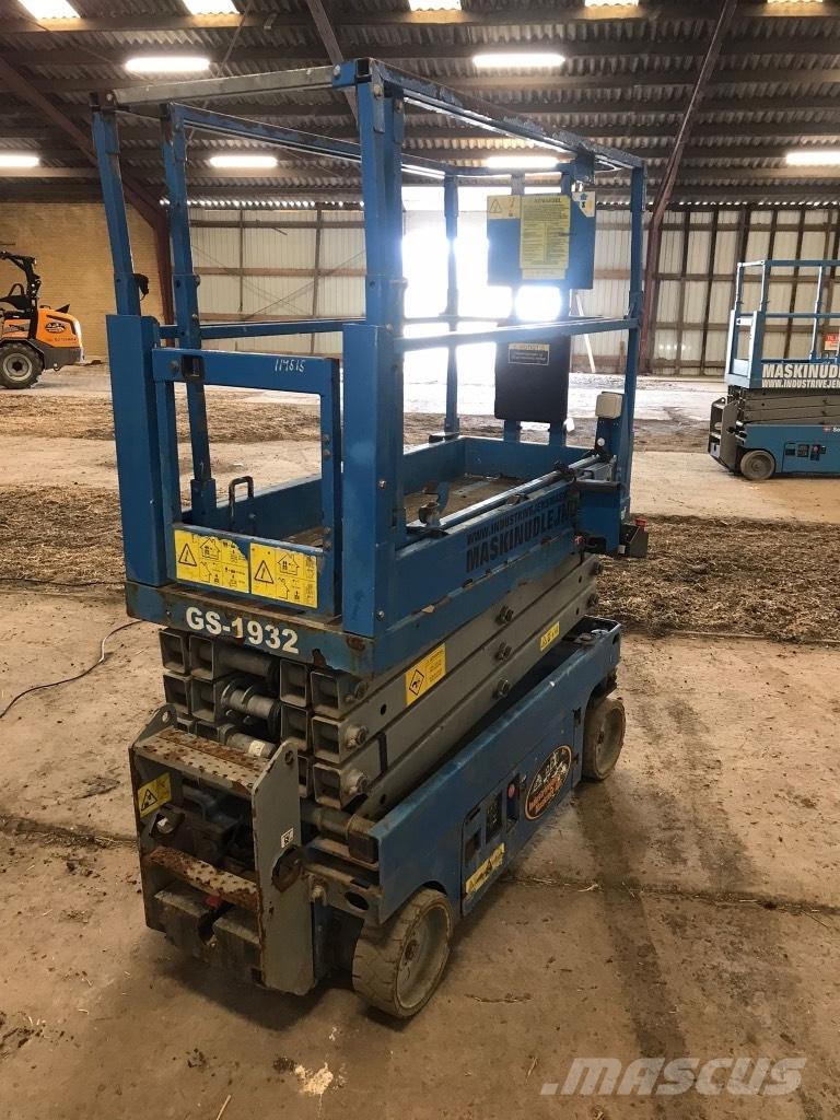 Genie GS 1932 Scissor lifts