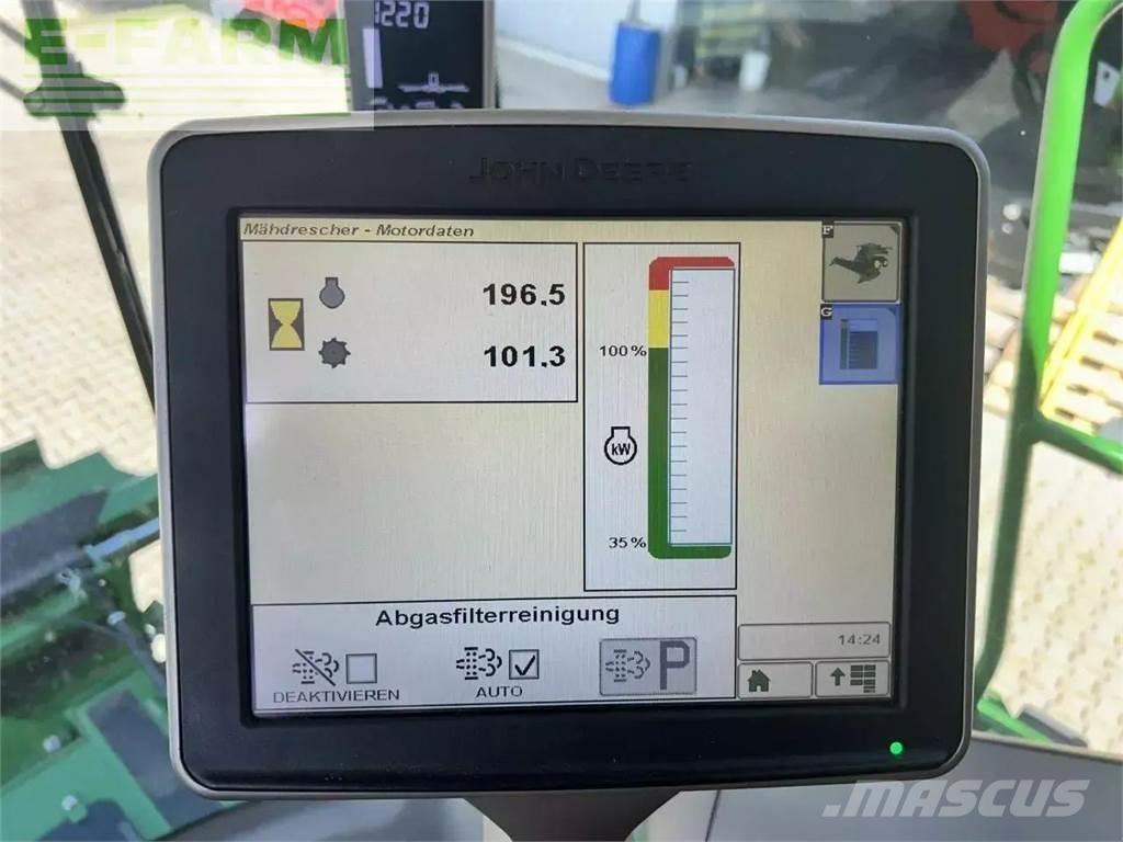 John Deere t560 Combine harvesters