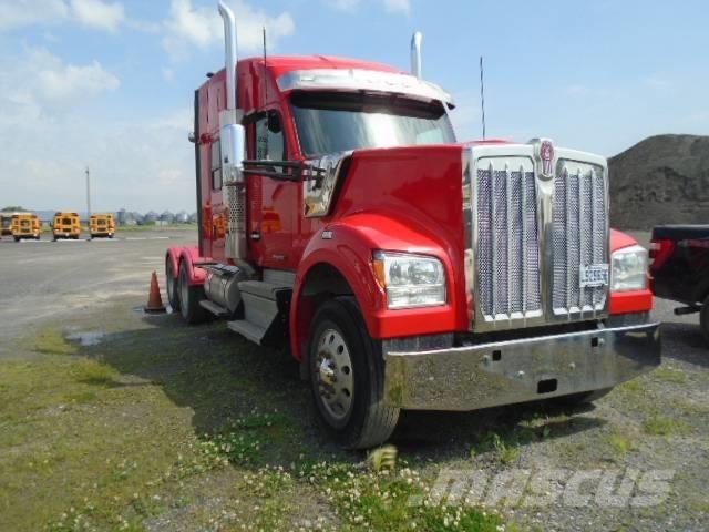 Kenworth W 990 Prime Movers