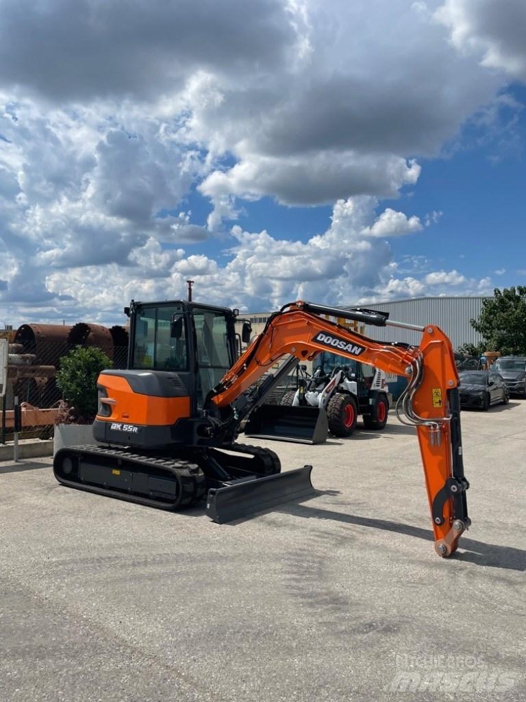 Doosan DX55r Mini excavators < 7t (Mini diggers)