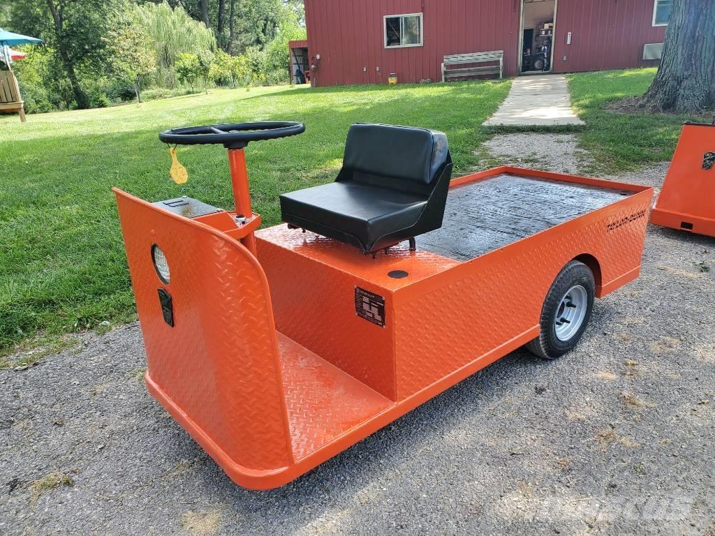 Taylor-Dunn C432 Tow truck