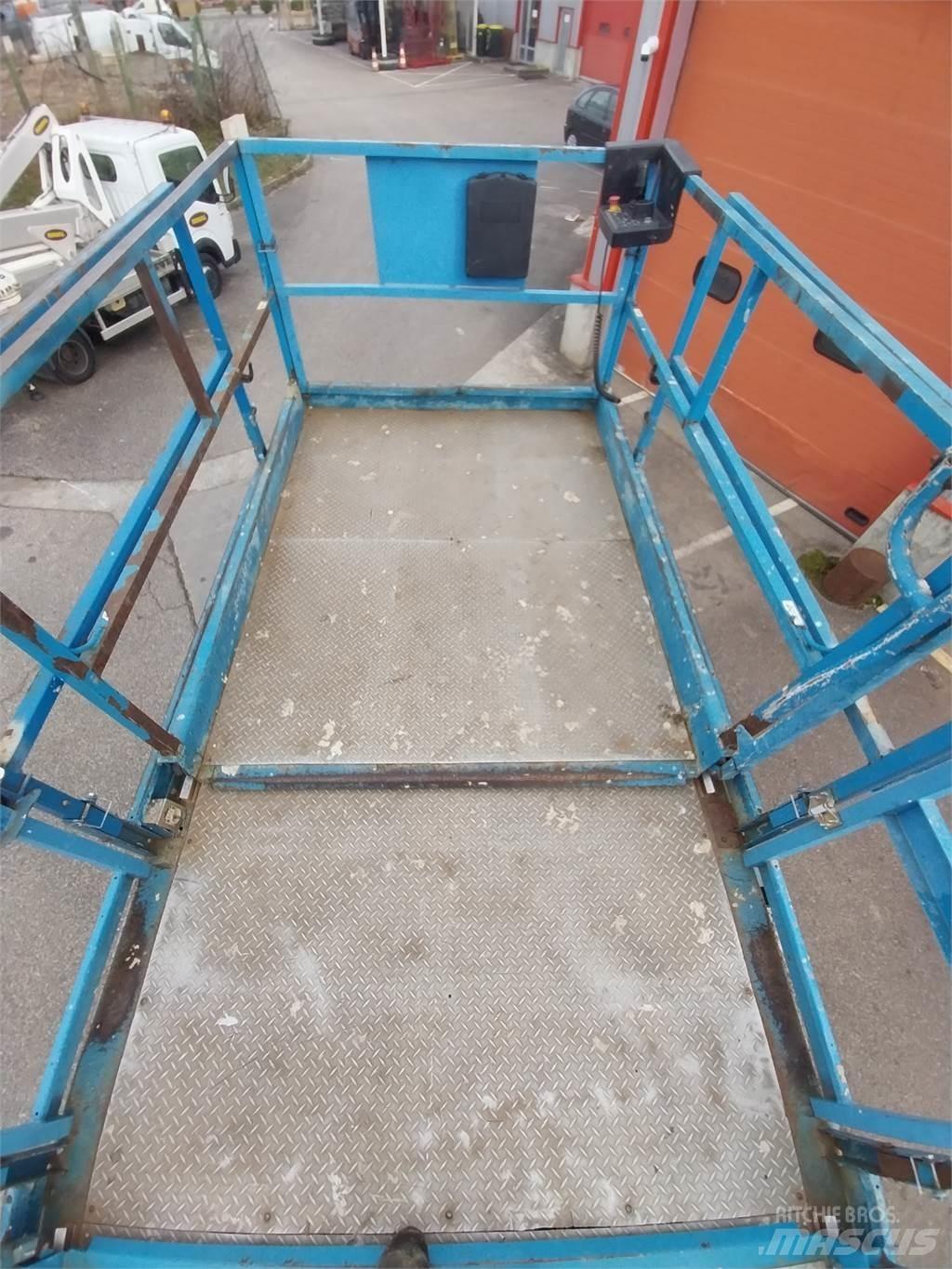 Genie GS5390RT Scissor lifts