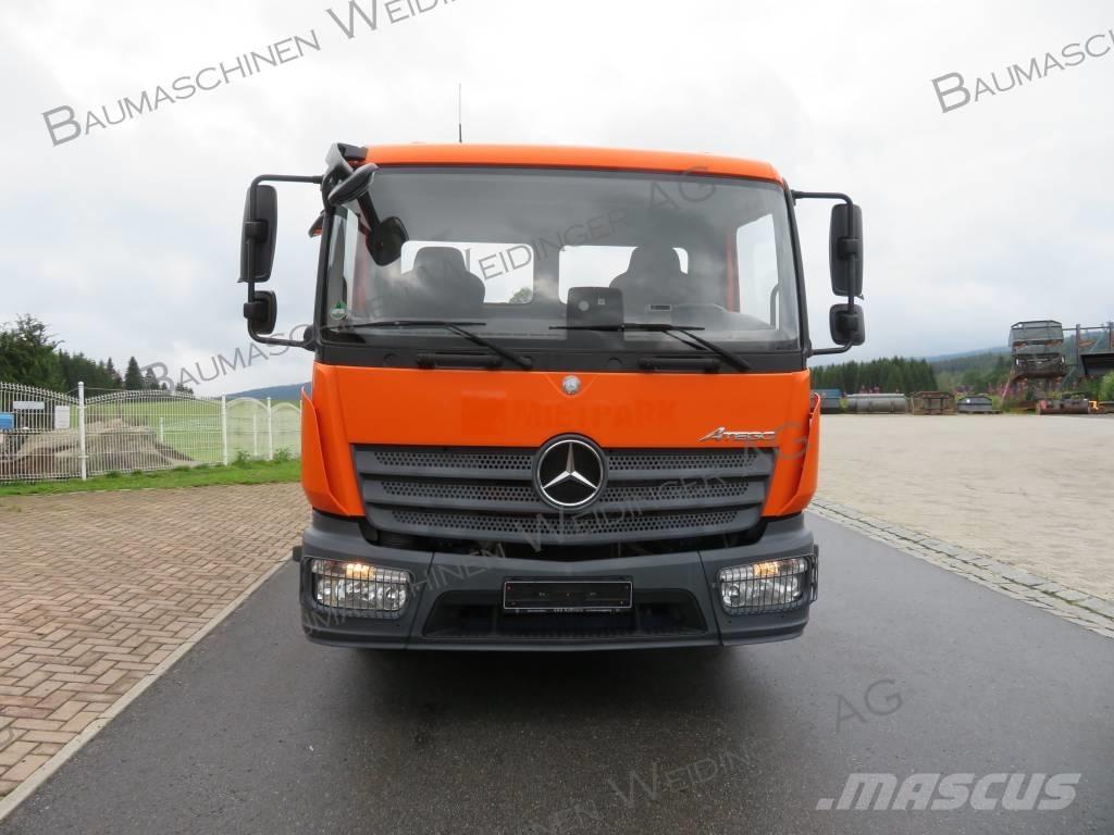 Mercedes-Benz 818K Tipper trucks