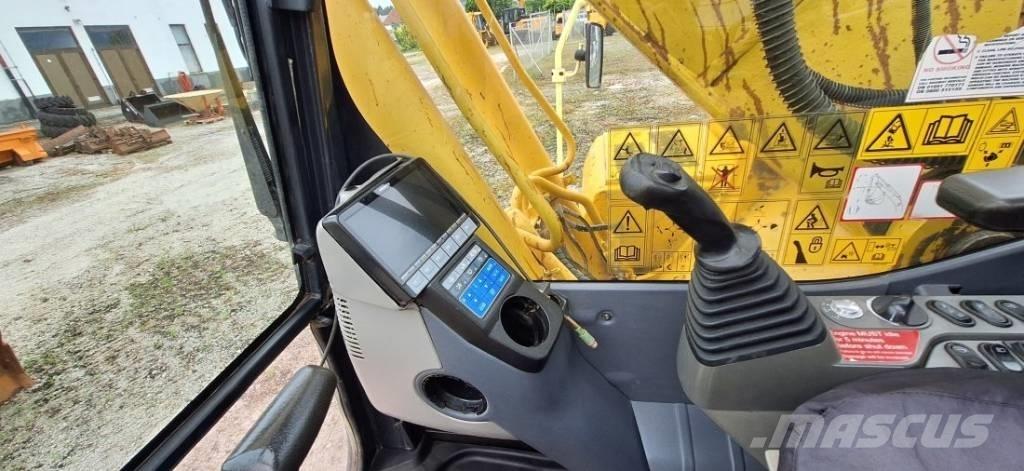 Komatsu PC 210 Crawler excavators