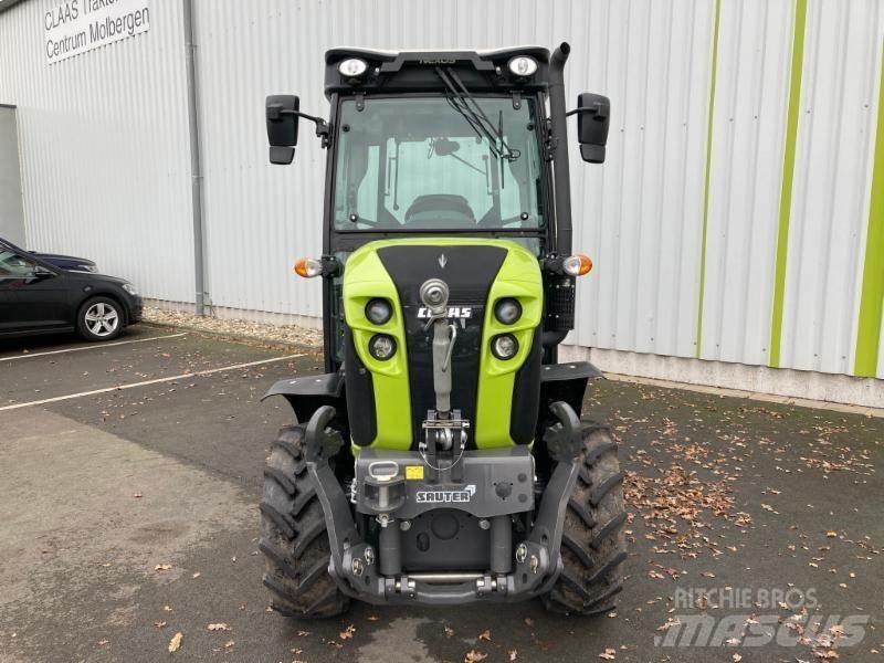 CLAAS NEXOS 240 M Tractors