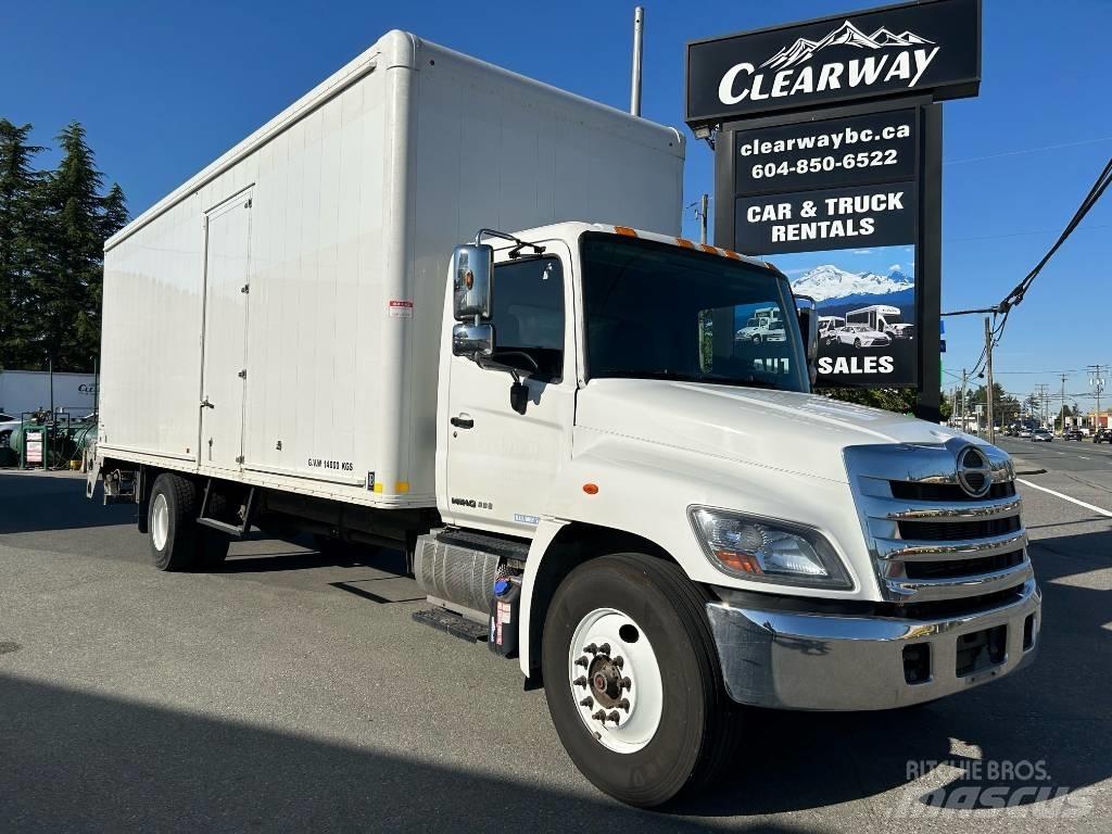Hino 338 Beverage trucks