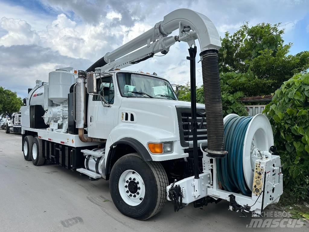 Sterling LT 8500 Commercial vehicle
