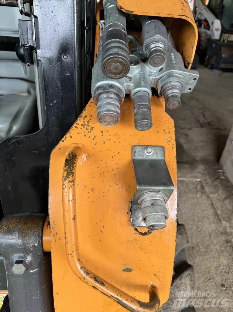 CASE SR 250 Skid steer loaders