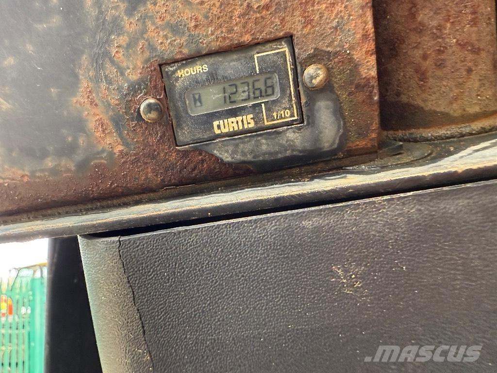 Mecalac TA 3 S Site dumpers