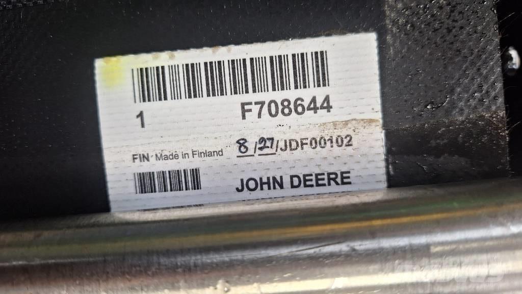 John Deere F708644 Cabins and interior
