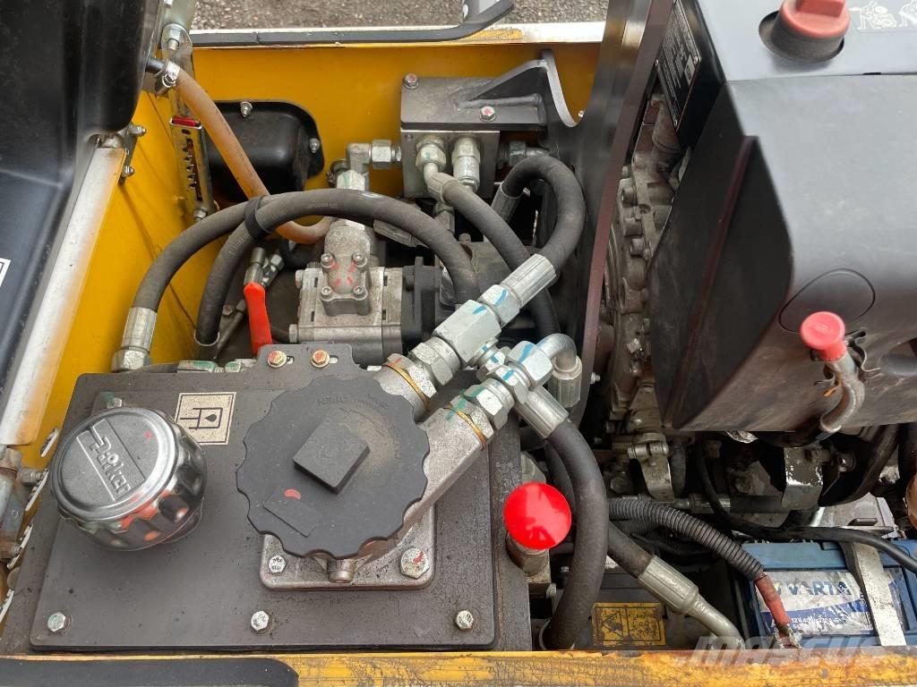 Mecalac MBR 71 Single drum rollers