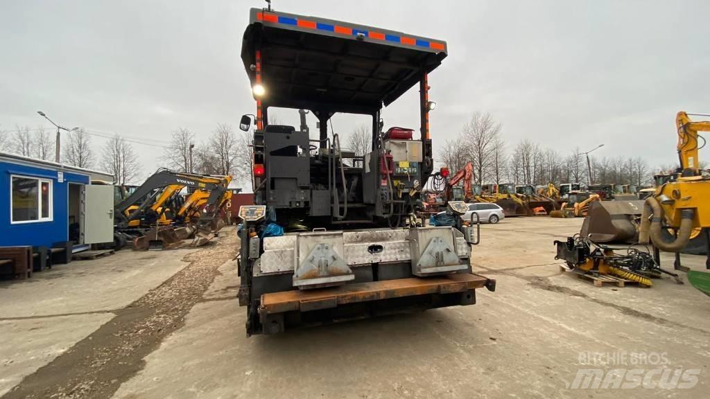 ABG 6870 Asphalt pavers