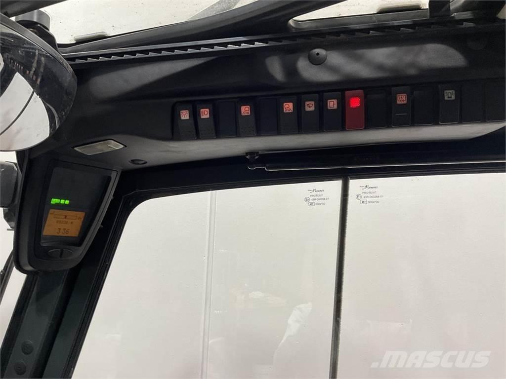 Linde E30/600-02 Electric forklift trucks