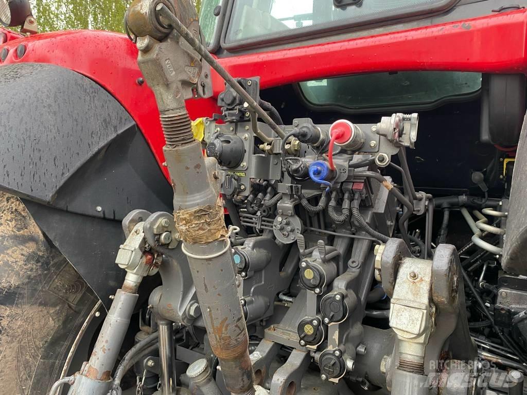 Massey Ferguson 7726 Tractors