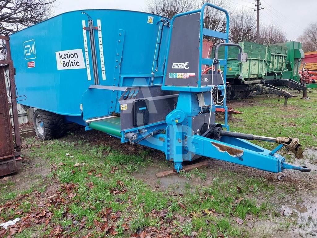  EUROMILK FXX 1600 Feed mixer