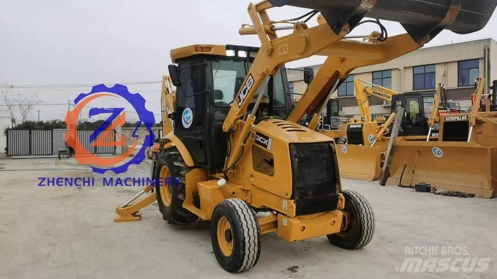 JCB 3 CX Backhoe