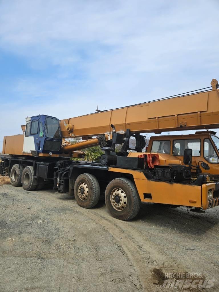 Samsung SC 50 H-2 All terrain cranes