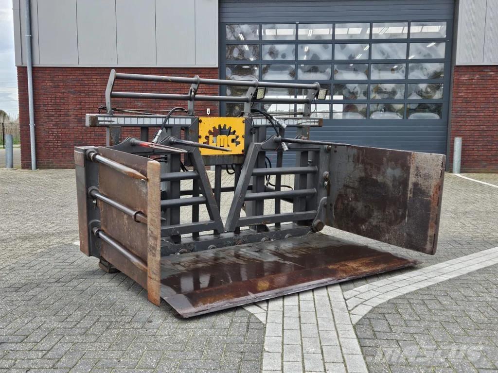 LMC 430 Silagevork Front loader accessories