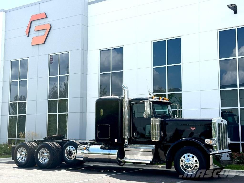 Peterbilt 389 Prime Movers